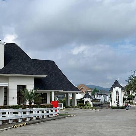 Cozy Home At A Private Subdivision Abucay Bagian luar foto